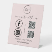 ピンクのQR Connect With Usビジネスロゴソーシャルメディア 台座サイン (正面)