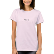 ピンクのXOXO Tシャツ - バレンタインデーにぴったりなキュートなTシャツ
