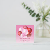 ピンクはっきりしたがかった赤いモノグラムの風船 スクエア名刺 (スタンド正面)