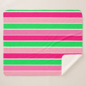 ピンクはっきりしたと緑のストライプ シェルパブランケット (正面(横))