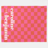 ピンクはっきりしたと赤のチェッカーボードのカスタムウェディング フリースブランケット (正面(横))