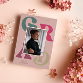 ピンクはっきりしたグリーンレトロタイポグラフィ2024卒業 箔招待状