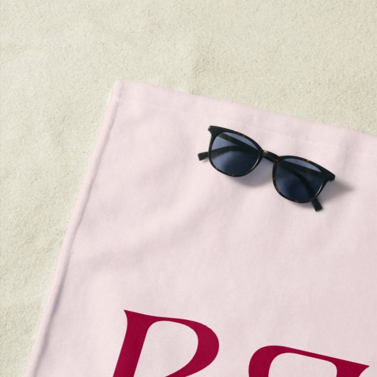 ピンクはっきりしたマゼンタタイポグラフィバチェロレッテ花嫁 ビーチタオル (インサイチュ)