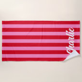 ピンクはっきりしたレッドストライプカスタム名 ビーチタオル (正面)
