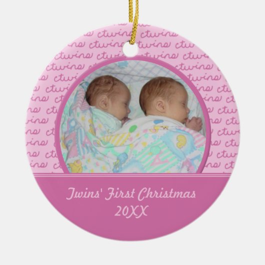 ピンクは初めてのクリスマスの写真のオーナメントを結び付けます セラミックオーナメント (正面)