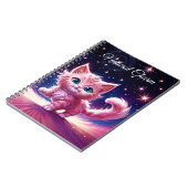 ピンクふわふわのかわいい猫サーレアルな青い目スタイル ノートブック (左側)