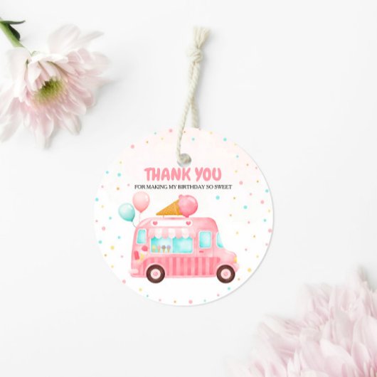 ピンクアイスクリームトラックはこちらスクープ誕生日 フェイバータグ