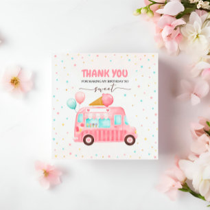 ピンクアイスクリームトラックはこちらスクープ誕生日 フェイバータグ