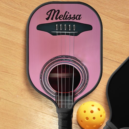 ピンクアコースティックギターギタリスト楽器名 ピックルボールラケット