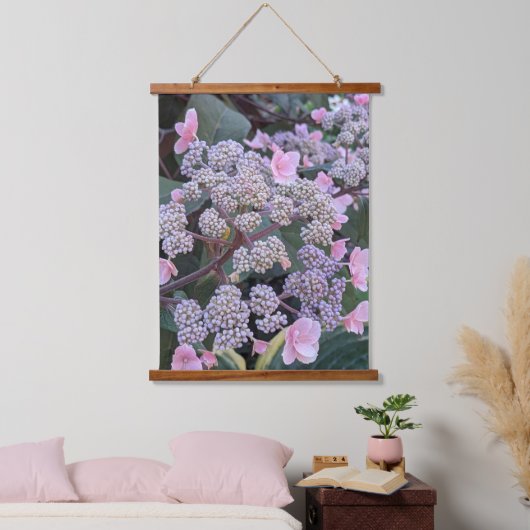 ピンクアスペラアジサイの花 吊り下げ型タペストリー (寝室)