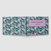 ピンクアンドグリーンカモフラージュ結婚のゲストブック ゲストブック (全面)