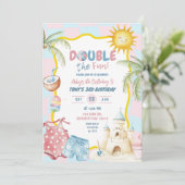 ピンクアンドブルーグルーヴィパステル兄弟姉妹ビーチ誕生日 招待状 (スタンド正面)