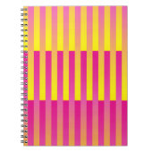 ピンクイエローオレンジストライプの色 ノートブック (正面)