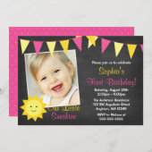 ピンクイエローサンシャインチャークボードフォト誕生日 招待状 (正面/裏面)