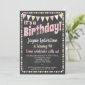 ピンクイエローシャルボード誕生日招待状 招待状 (スタンド正面)