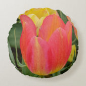 ピンクイエローチューリップラウンドピロー ラウンドクッション (正面)