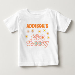 ピンクイエローブルーツーグルービーレトロ2nd誕生日  ベビーTシャツ