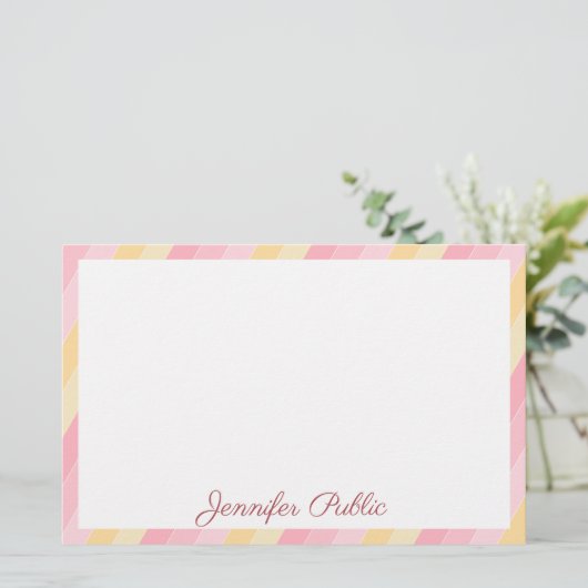 ピンクイエローホワイトテンプレート書道名文字 便箋 (スタンド正面)