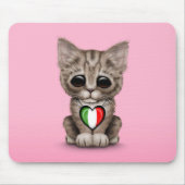 ピンクイタリアンな旗のハートのかわいい子ネコ猫 マウスパッド (正面)