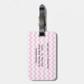 ピンクウィットシェブロンジグザグザ薄紫クローバーモノグラム ラゲッジタグ (裏面縦)