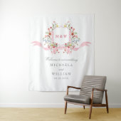 ピンクウォーターカラーボタニカルリージェンシークレスト結婚ズ タペストリー (インサイチュ)