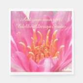 ピンクウォーターリリークローズアップ紙ナプキンス スタンダードランチョンナプキン (正面)