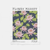 ピンクウォーターリレンロータス7月誕生花市場 フリースブランケット (正面)