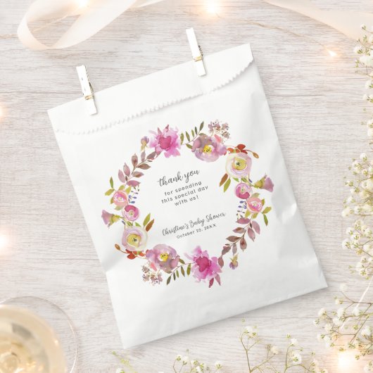 ピンクウォーター色のリース女の子の赤ちゃんシャワー フェイバーバッグ (クリップ留めされた状態)