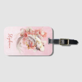 ピンクウォーター色金ゴールドコイ魚フローラ ラゲッジタグ (正面横)