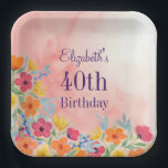ピンクウォーター花模様40th Birthday ペーパープレート<br><div class="desc">美しいピンクの背景に手の絵を描水の色の花模様とあなたの誕生日を持って来る。このデザインを自分の名前でカスタマイズし、あなたの誕生日を何でも#あなたのために。あなたのパーティーが素晴らしいと願う！</div>
