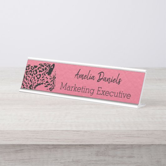 ピンクエレガントとブラックのジャガーモノグラムデスク名 デスクネームプレート (正面)