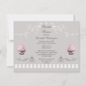 ピンクエレガントなカップケーキ及び灰色のブライダルシャワー 招待状 (裏面)