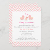 ピンクエレガントのシェブロンのかわいい鳥のベビーシャワー 招待状 (正面/裏面)