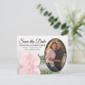 ピンクエレガントのバラの楕円形の写真の結婚式の日付を保存 案内ポストカード (スタンド正面)