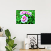 ピンクエレガントの木の牡丹の花と黄色の中心 ポスター (ホームオフィス)