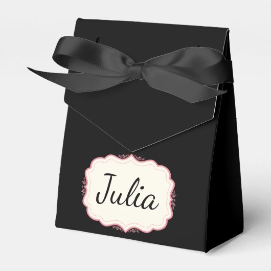 ピンクエレガントの鱗片状ブラックパーティー フェイバーボックス (正面サイド)