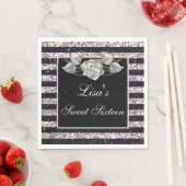 ピンクエレガントクブラックグリッターシルバーバラスウィート16 スタンダードランチョンナプキン (インサイチュ)