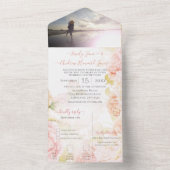 ピンクエレガントコーラルシークレットバラ庭園の結婚式 オールインワン招待状 (内側)