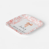 ピンクエレガントトワールフローラブライダルシャワーブランチ ペーパープレート (傾斜あり)