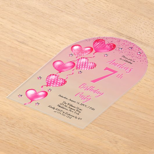 ピンクエレガントハートバルーン7th誕生日パーティー アクリル招待状 (レイダウン)
