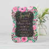 ピンクエレガントヒョウ印刷とフローラデザイン 招待状 (スタンド正面)