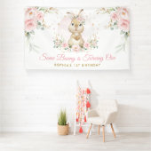 ピンクエレガントフローラバニーラビットガール誕生日 横断幕 (インサイチュ)