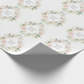 ピンクエレガントフローラパーソナライズされたブライダルシャワー ラッピングペーパー (角)