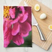 ピンクエレガントフローラ花ムームデイジーミツバチ キッチンタオル (四つ折り)