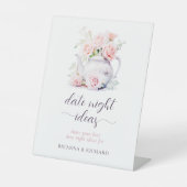 ピンクエレガントブライダルシャワーティーデイトナイトアイディア 台座サイン (正面)