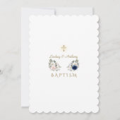 ピンクエレガントホワイトブルー花双子バプテスマ 招待状 (裏面)