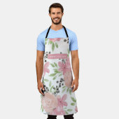 ピンクエレガントローズフローラパーソナライズされた エプロン (着用した状態)