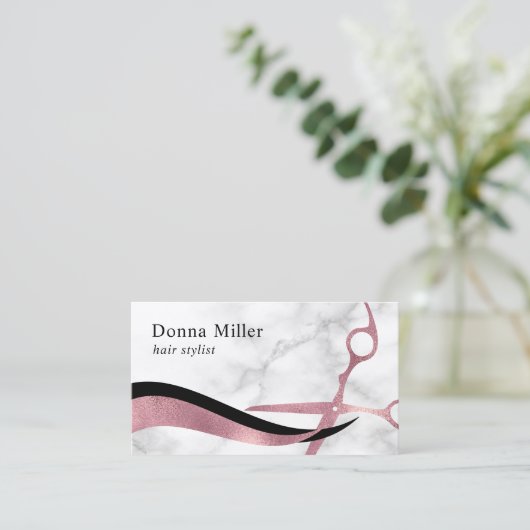 ピンクエレガントローズ金ゴールド大理石鋏ヘアリスト 名刺 (スタンド正面)