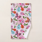 ピンクエレガント色の赤い花と蝶 バスタオルセット (ハンドタオル)