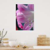 ピンクエンブレイスプリント ポスター (キッチン)